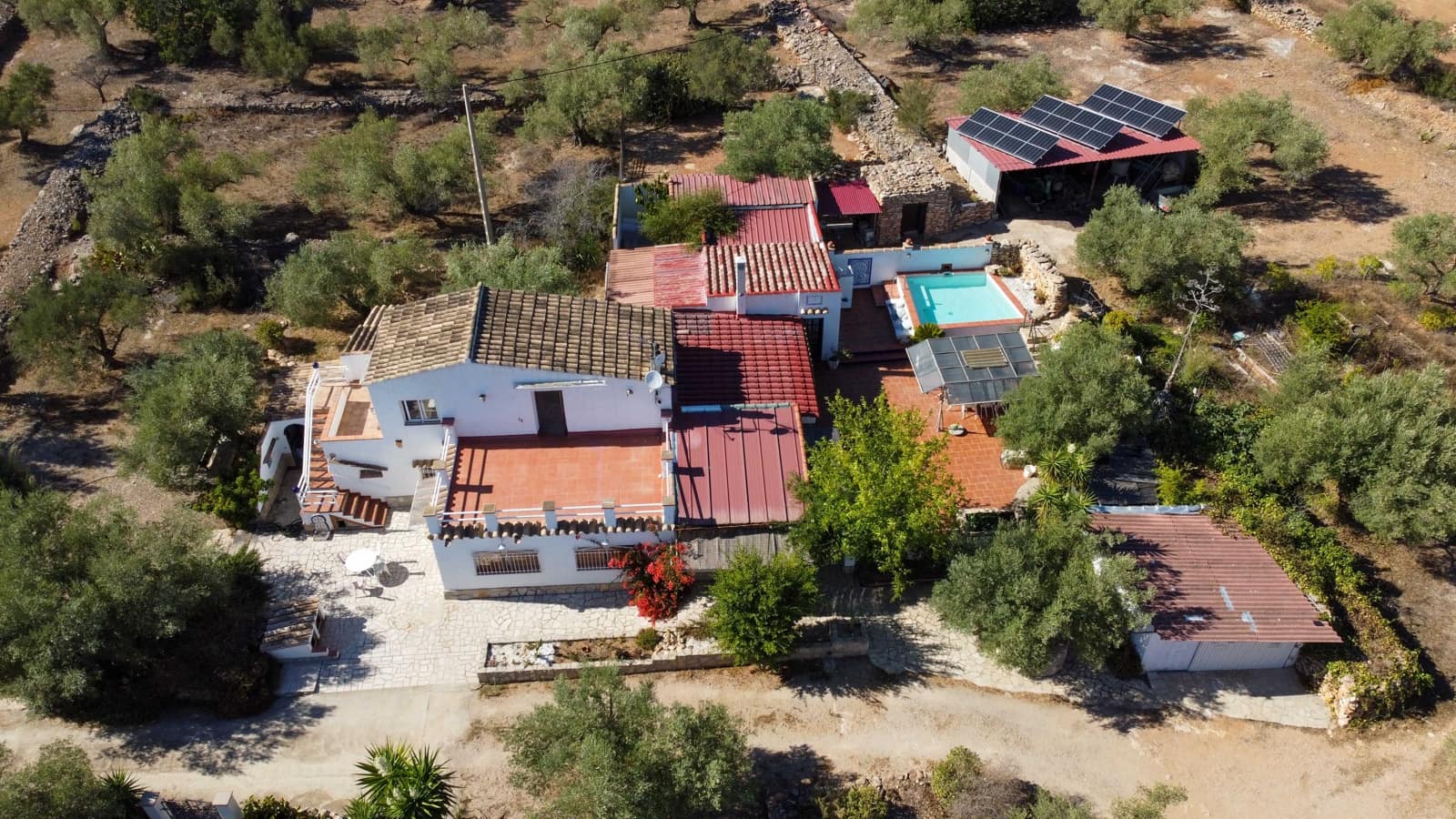 6 bedroom Finca/Country House for sale in L'Ampolla with pool garage - € 390,000 (Ref: 9751489)