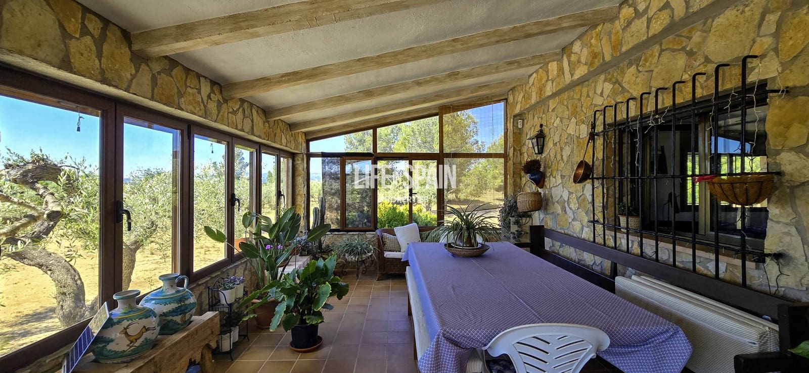 6 bedroom Finca/Country House for sale in L'Ametlla de Mar - € 640,000 (Ref: 9861216)