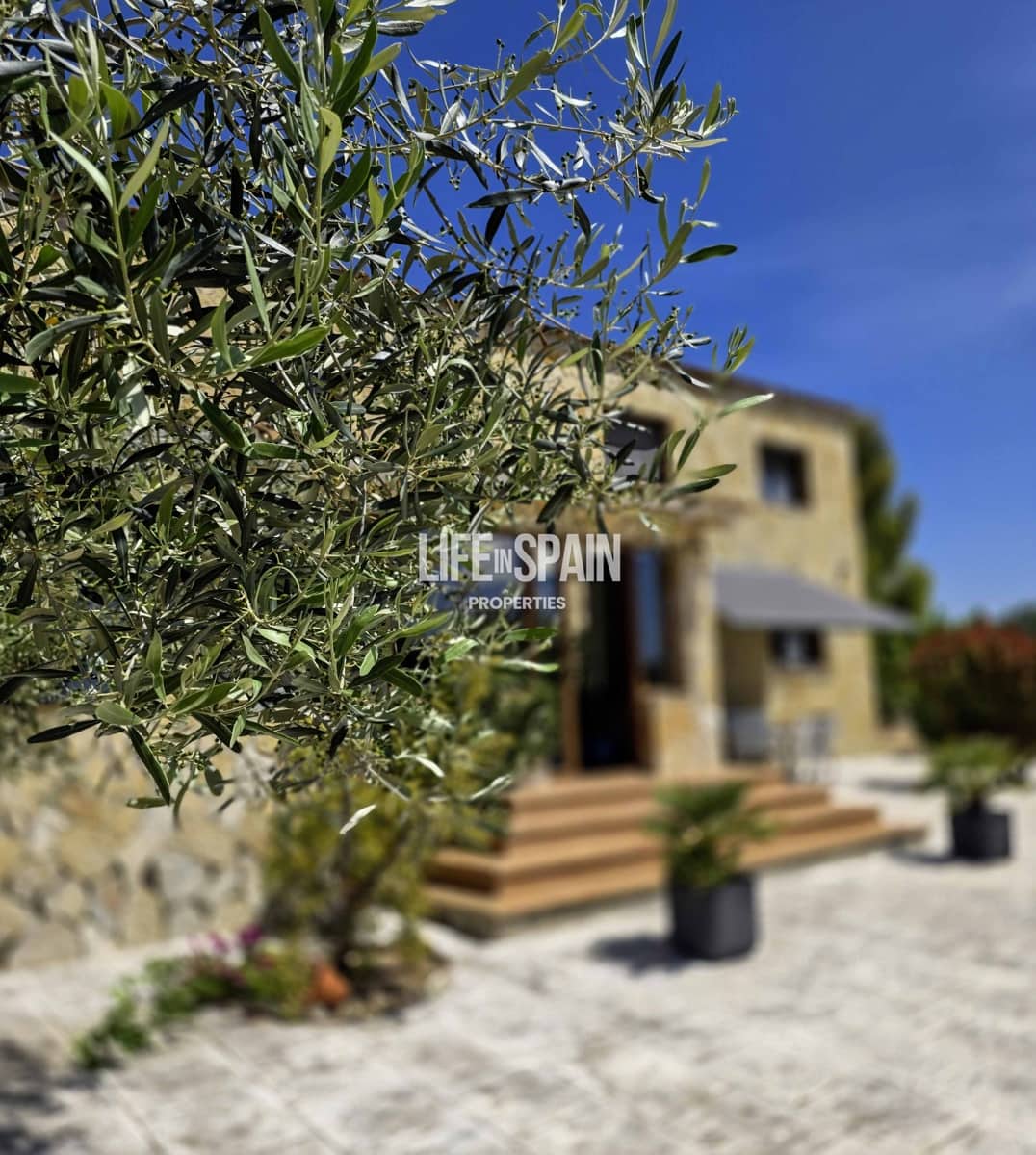 6 bedroom Finca/Country House for sale in L'Ametlla de Mar - € 640,000 (Ref: 9861216)