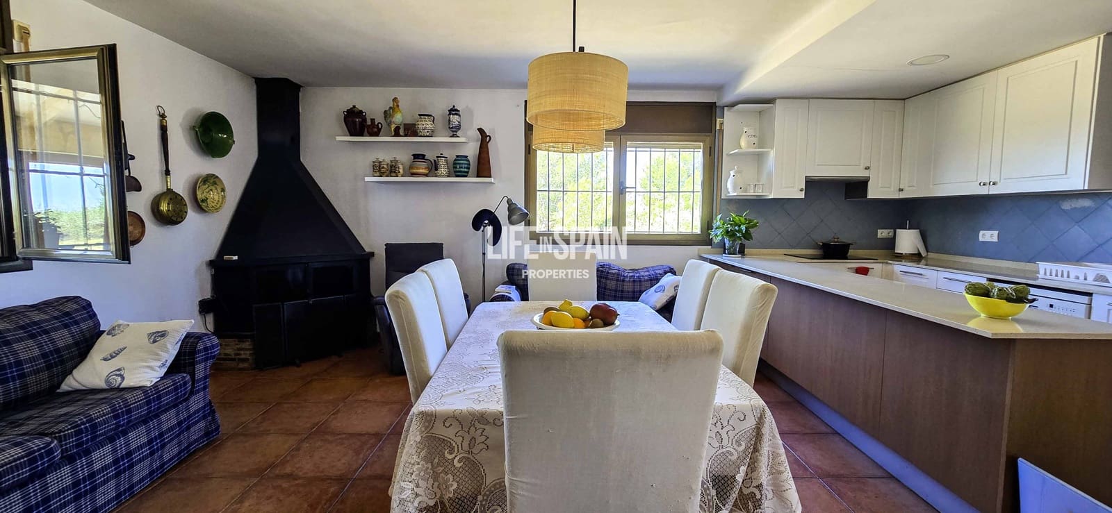 6 bedroom Finca/Country House for sale in L'Ametlla de Mar - € 640,000 (Ref: 9861216)