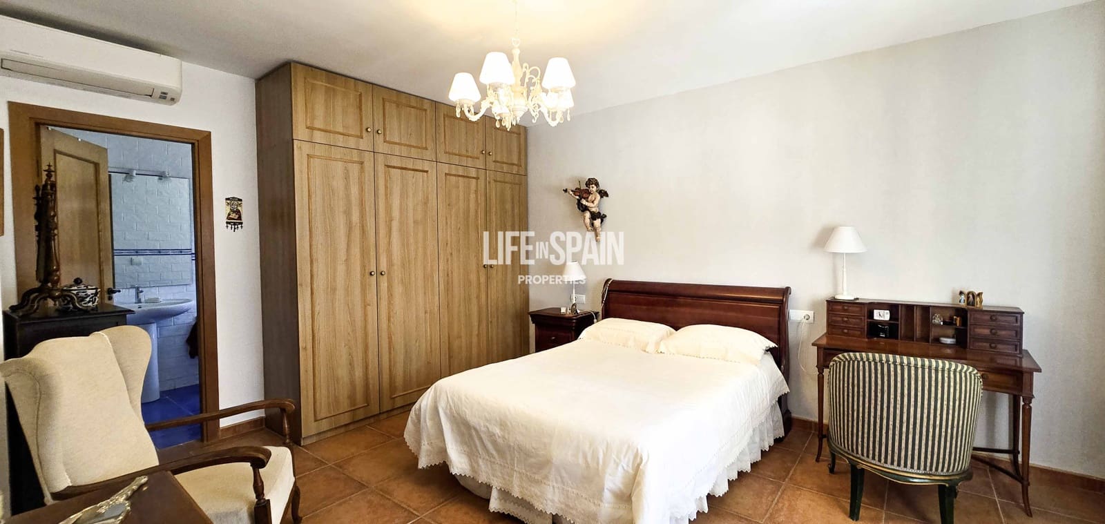 6 bedroom Finca/Country House for sale in L'Ametlla de Mar - € 640,000 (Ref: 9861216)