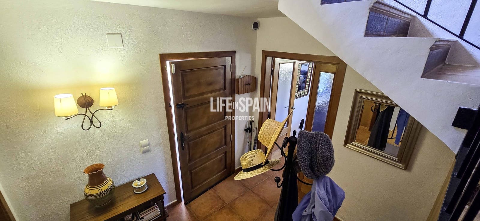 6 bedroom Finca/Country House for sale in L'Ametlla de Mar - € 640,000 (Ref: 9861216)