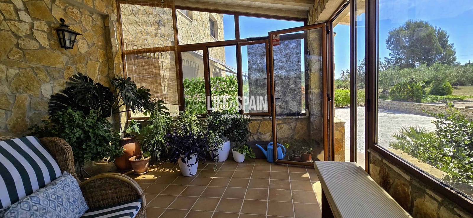 6 bedroom Finca/Country House for sale in L'Ametlla de Mar - € 640,000 (Ref: 9861216)