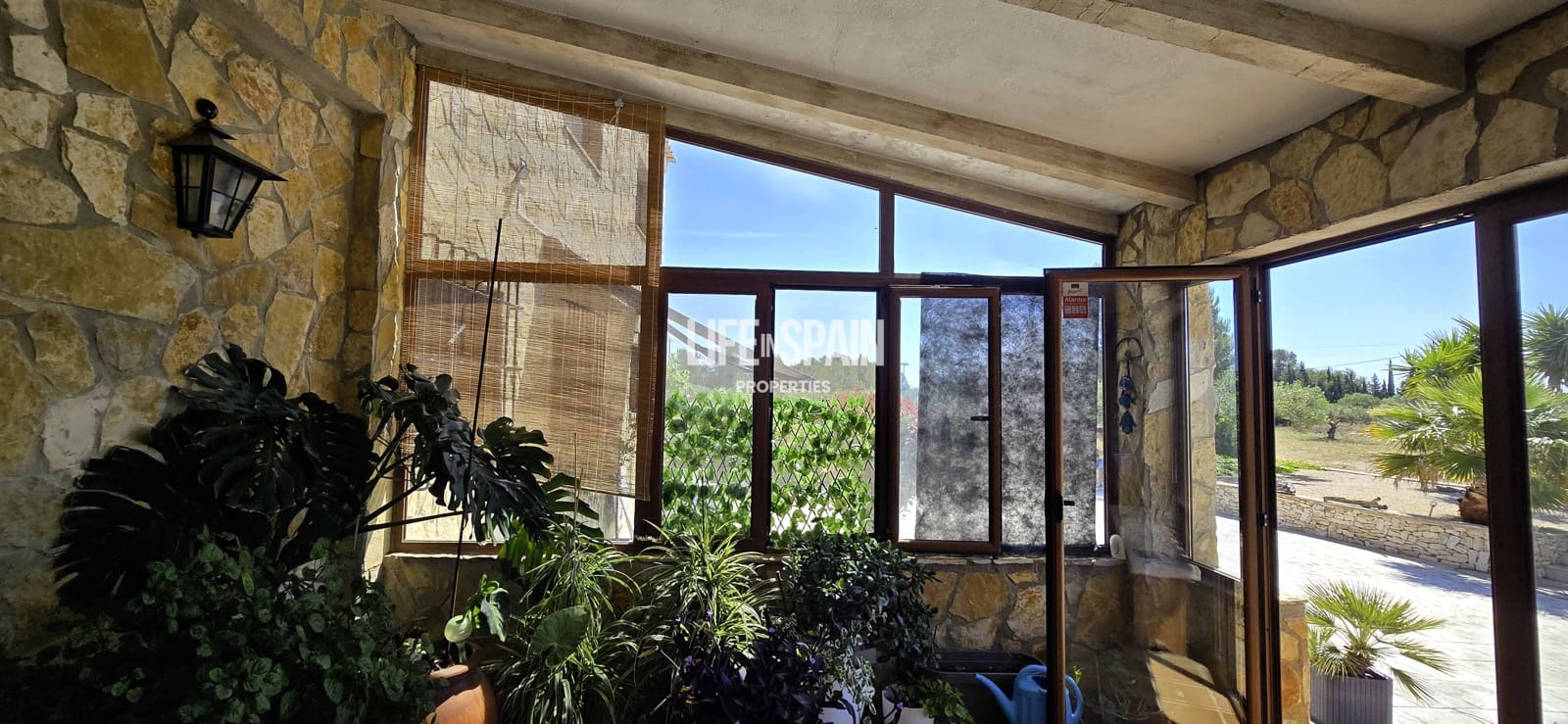 6 bedroom Finca/Country House for sale in L'Ametlla de Mar - € 640,000 (Ref: 9861216)