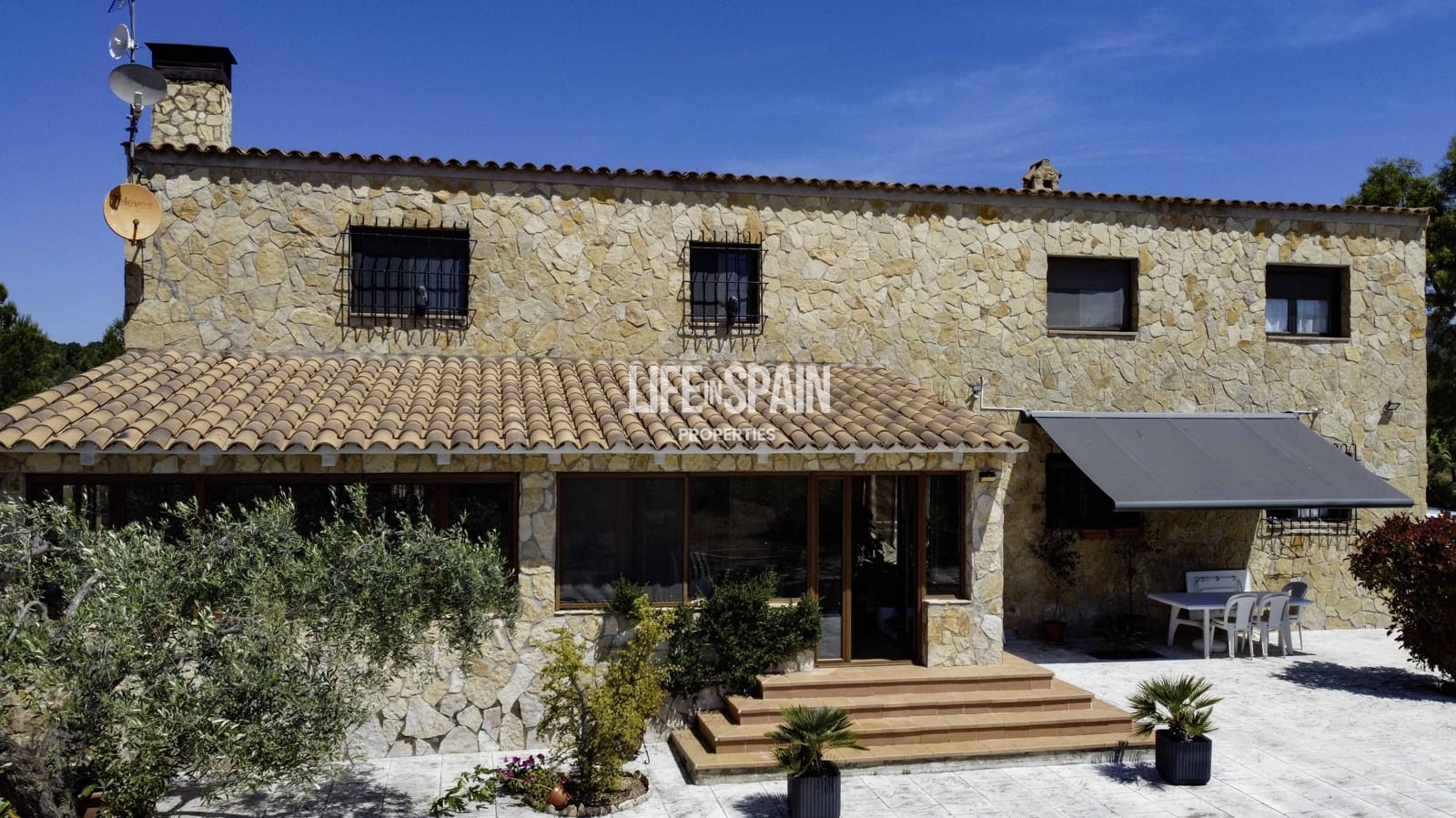 6 bedroom Finca/Country House for sale in L'Ametlla de Mar - € 640,000 (Ref: 9861216)