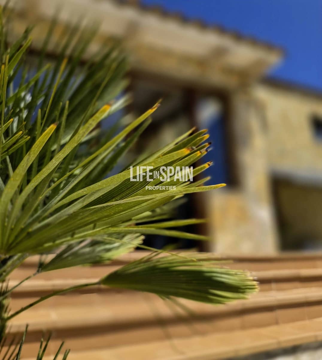 6 bedroom Finca/Country House for sale in L'Ametlla de Mar - € 640,000 (Ref: 9861216)