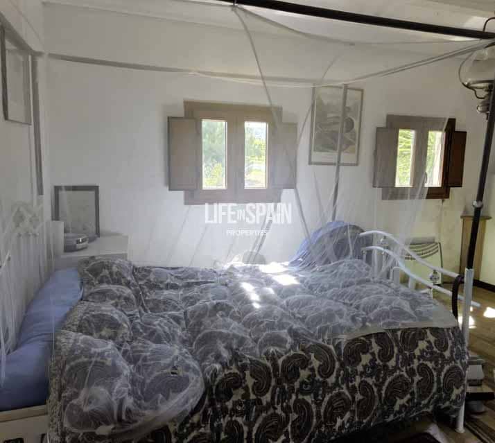 2 sovrum Finca/Hus på landet till salu i Ginestar - 160 000 € (Ref: 9893530)