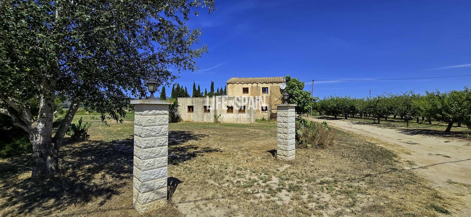 2 sovrum Finca/Hus på landet till salu i Ginestar - 160 000 € (Ref: 9893530)