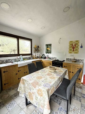3 soverom Finca/Herregård til salgs i L'Aldea med svømmebasseng - € 215 000 (Ref: 9999268)