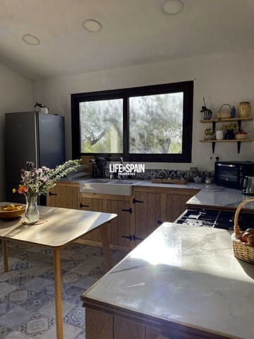 3 soverom Finca/Herregård til salgs i L'Aldea med svømmebasseng - € 215 000 (Ref: 9999268)
