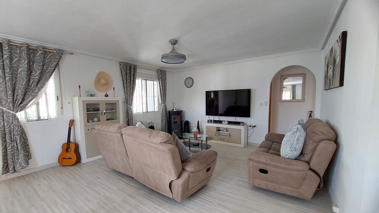 3 bedroom Villa for sale in Camposol with pool - € 274,995 (Ref: 10012588)