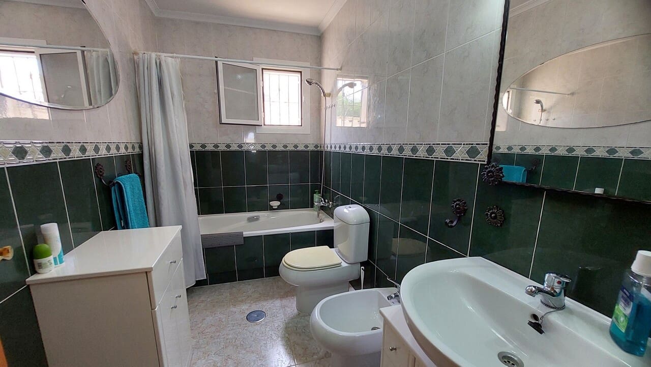3 bedroom Villa for sale in Camposol with pool - € 274,995 (Ref: 10012588)