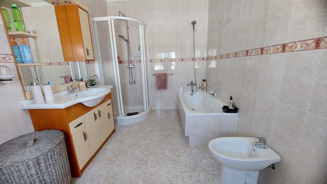 3 bedroom Villa for sale in Camposol with pool - € 274,995 (Ref: 10012588)