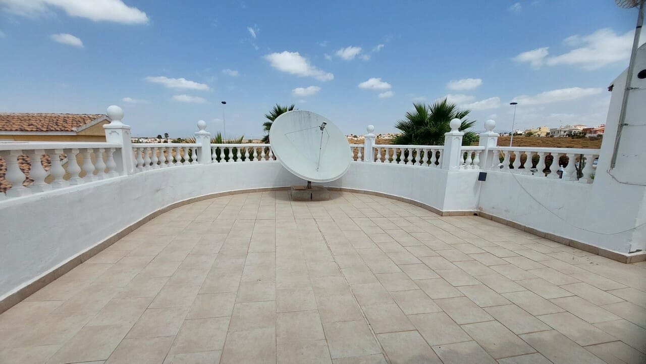 3 bedroom Villa for sale in Camposol with pool - € 274,995 (Ref: 10012588)