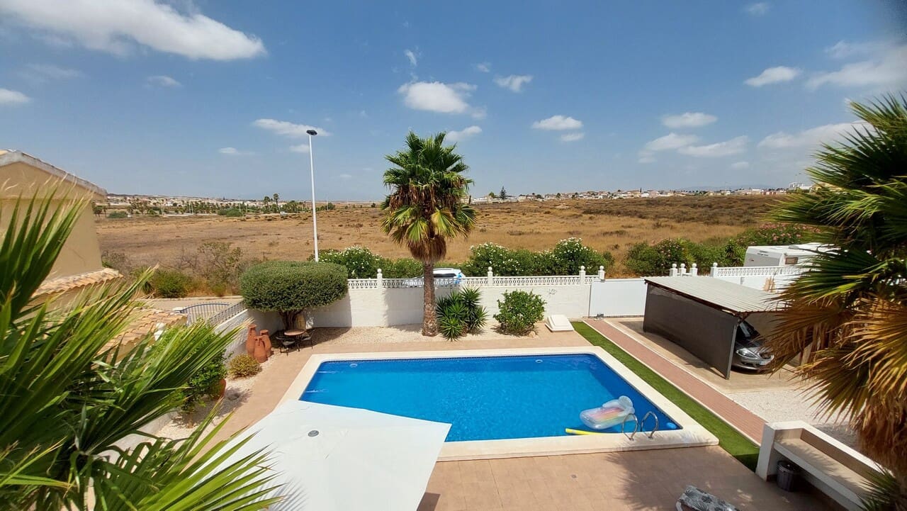 3 bedroom Villa for sale in Camposol with pool - € 274,995 (Ref: 10012588)