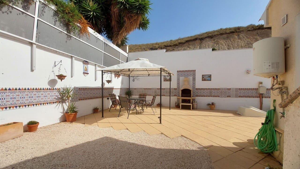2 slaapkamer Villa te koop in Camposol met zwembad - € 214.995 (Ref: 10043546)