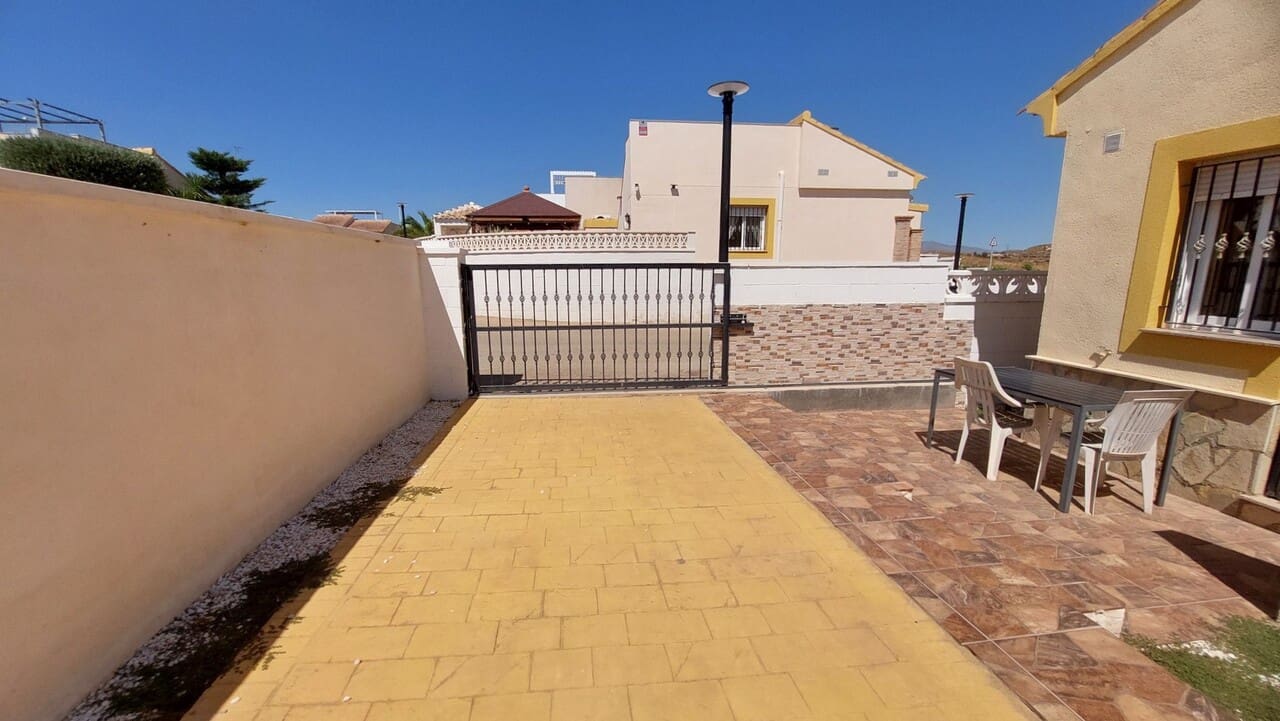 2 slaapkamer Villa te koop in Camposol met zwembad - € 149.995 (Ref: 10074495)