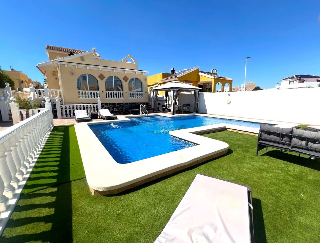 3 chambre Villa/Maison à vendre à Camposol avec piscine garage - 265 000 € (Ref: 10111901)