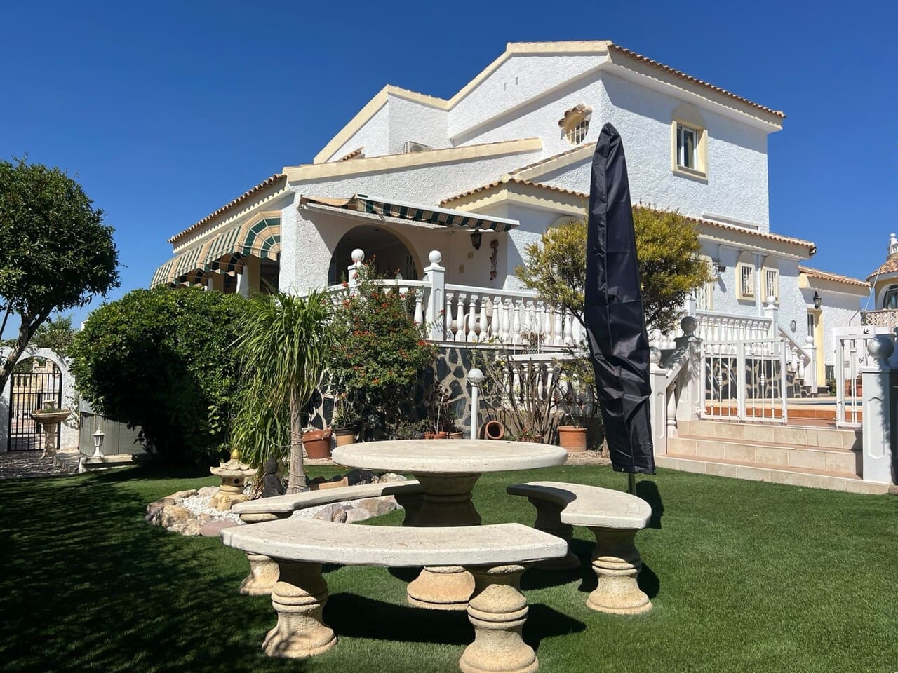3 soveværelse Villa til salg i Camposol med swimmingpool garage - € 339.000 (Ref: 10167885)