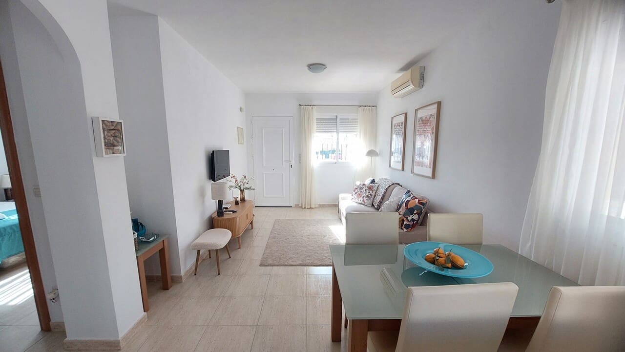 2 soveværelse Villa til salg i Camposol med swimmingpool garage - € 150.000 (Ref: 10185874)