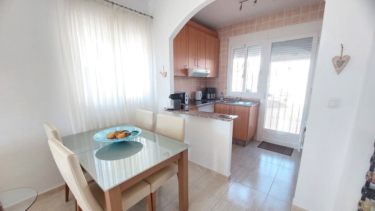 2 soveværelse Villa til salg i Camposol med swimmingpool garage - € 150.000 (Ref: 10185874)