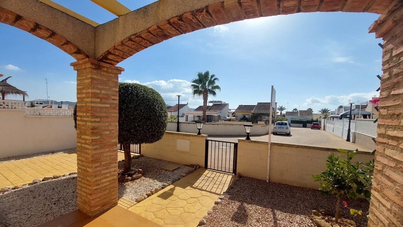 2 soveværelse Villa til salg i Camposol med swimmingpool garage - € 150.000 (Ref: 10185874)