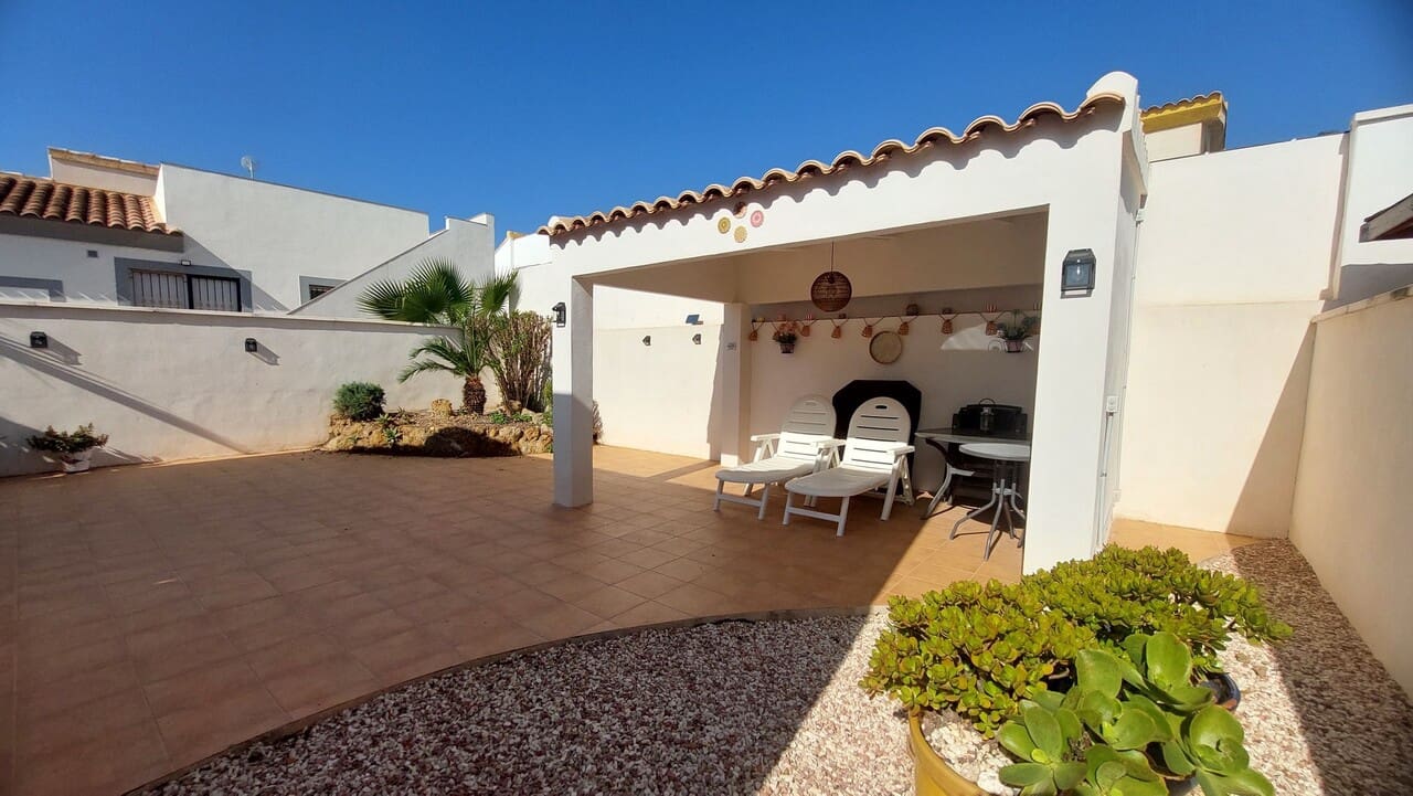 2 soveværelse Villa til salg i Camposol med swimmingpool garage - € 150.000 (Ref: 10185874)