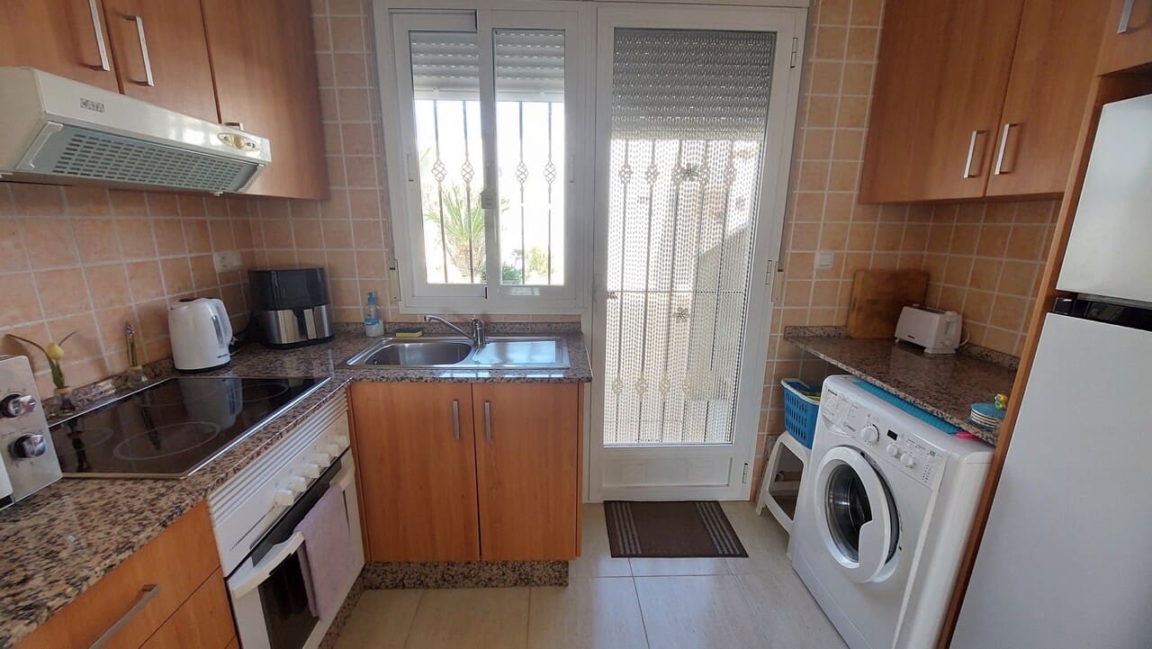 2 soveværelse Villa til salg i Camposol med swimmingpool garage - € 150.000 (Ref: 10185874)