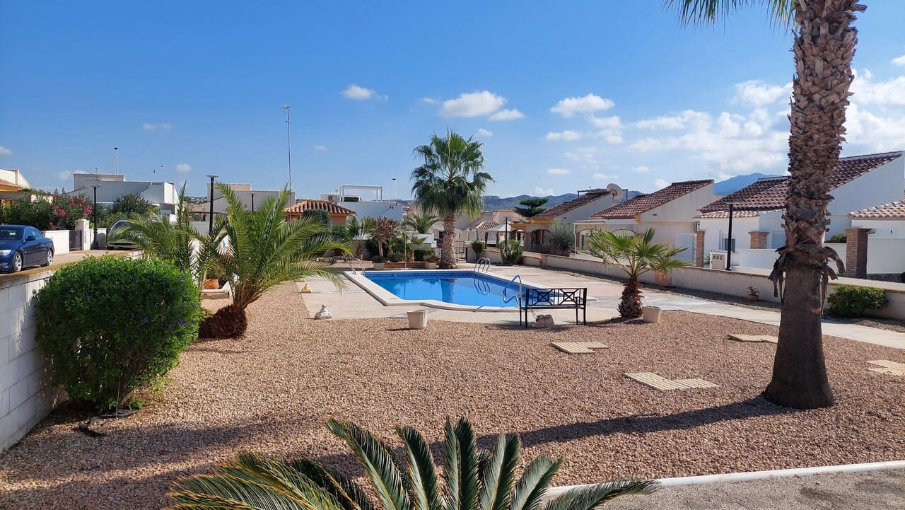 2 soveværelse Villa til salg i Camposol med swimmingpool garage - € 150.000 (Ref: 10185874)