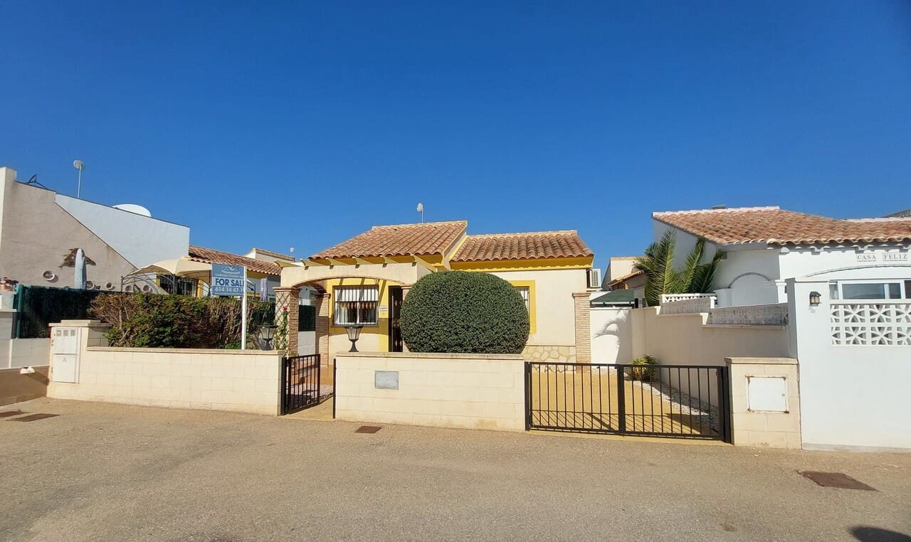 2 soveværelse Villa til salg i Camposol med swimmingpool garage - € 150.000 (Ref: 10185874)
