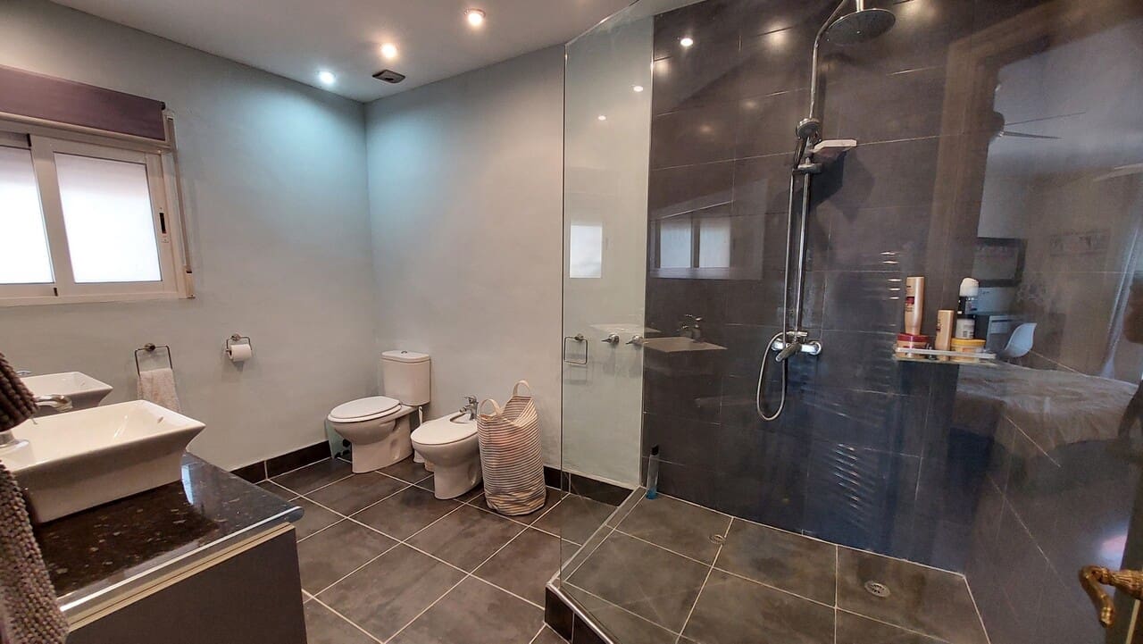 5 soveværelse Villa til salg i Aledo med swimmingpool garage - € 399.995 (Ref: 8552800)