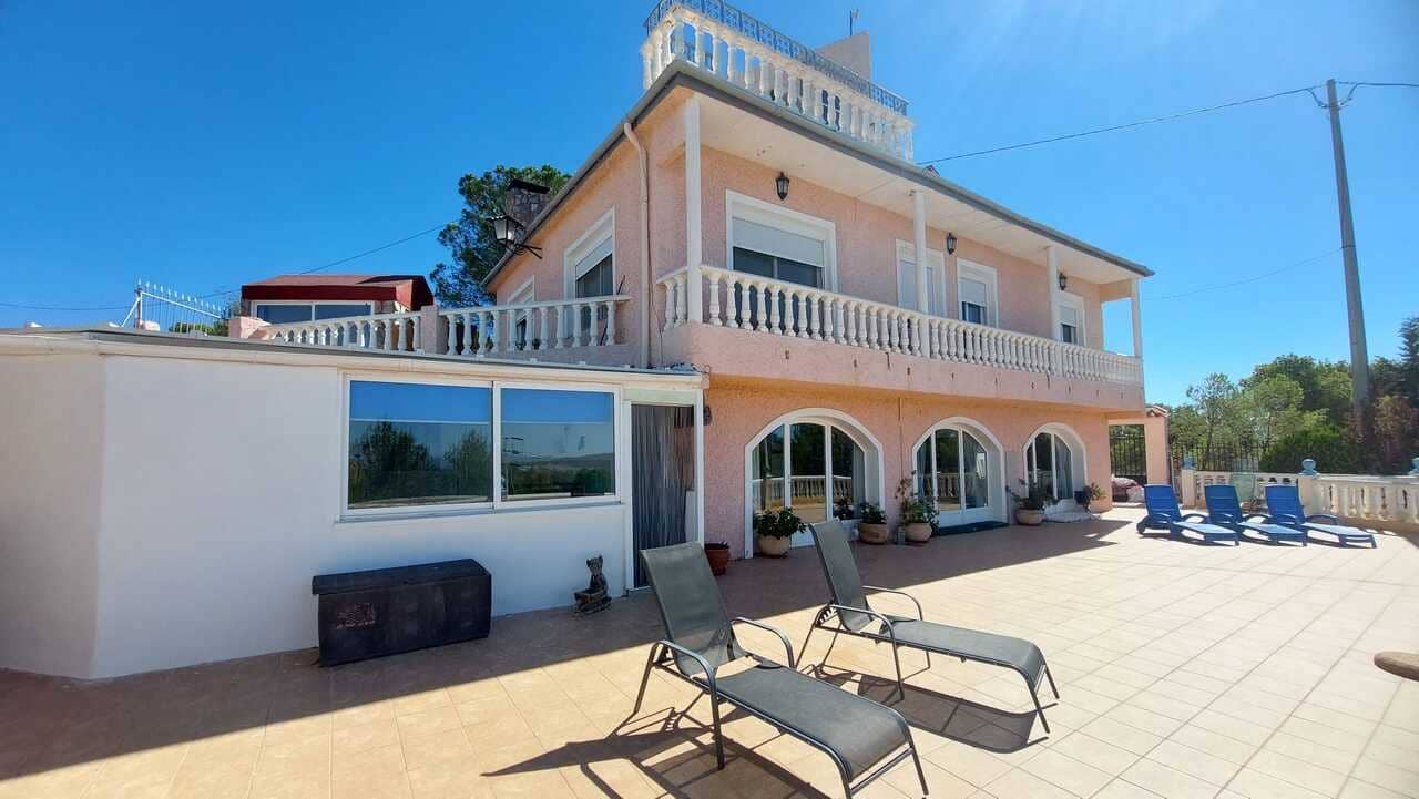 5 soveværelse Villa til salg i Aledo med swimmingpool garage - € 399.995 (Ref: 8552800)