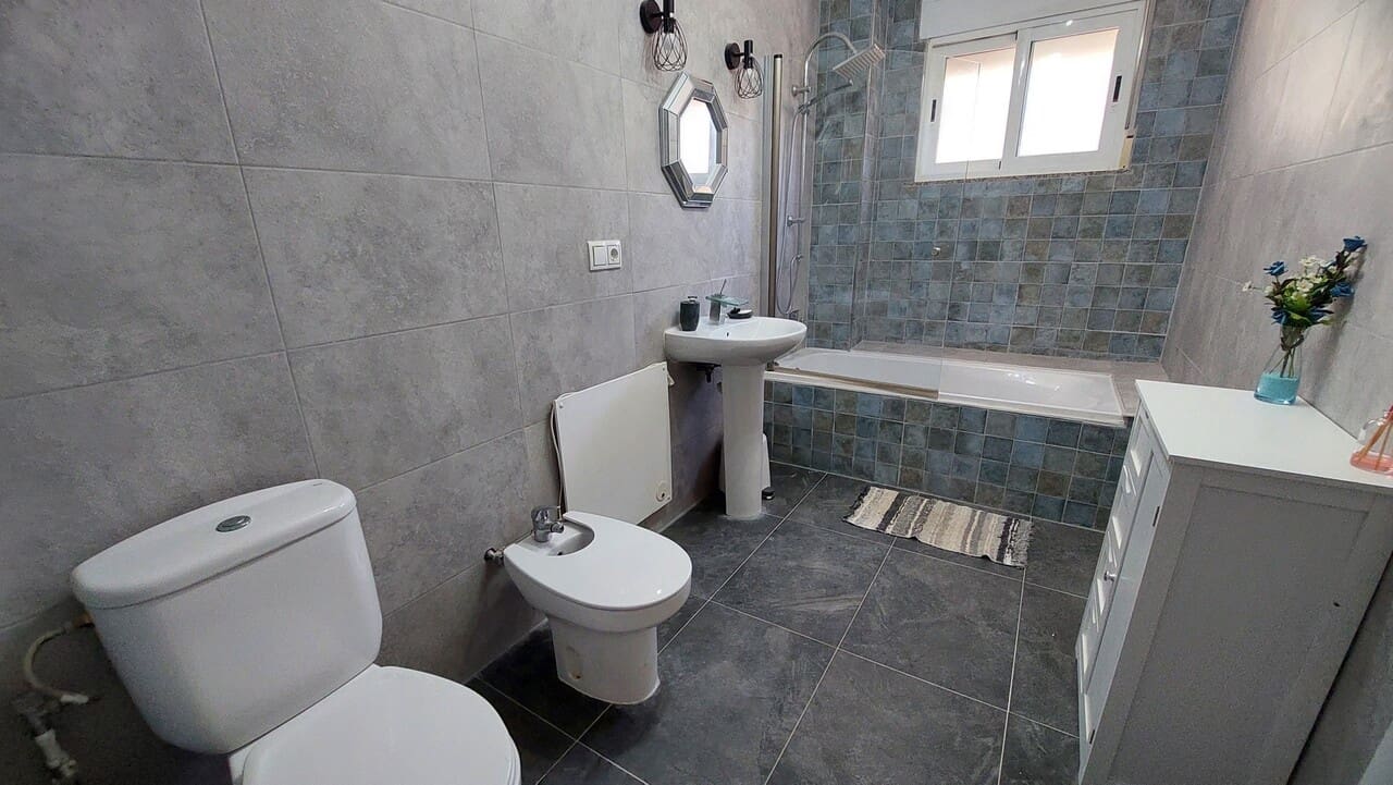 5 soveværelse Villa til salg i Aledo med swimmingpool garage - € 399.995 (Ref: 8552800)