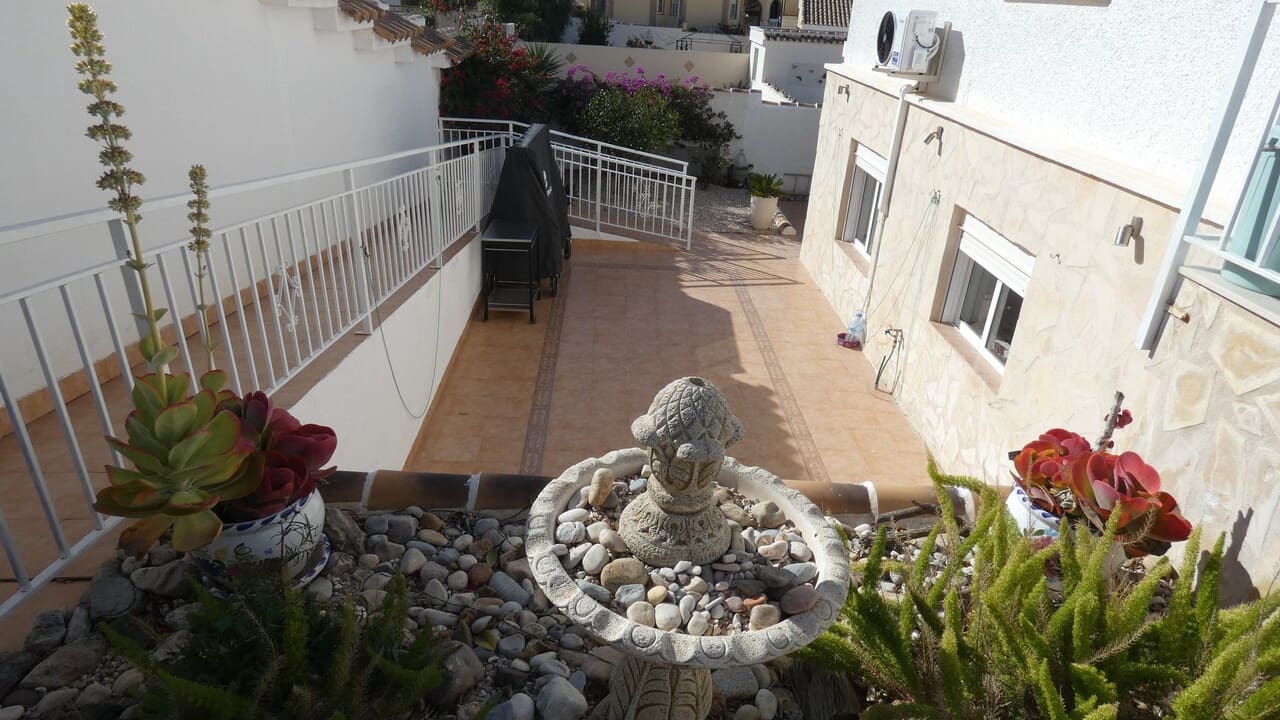 5 bedroom Villa for sale in Mazarron with pool - € 329,995 (Ref: 8742304)