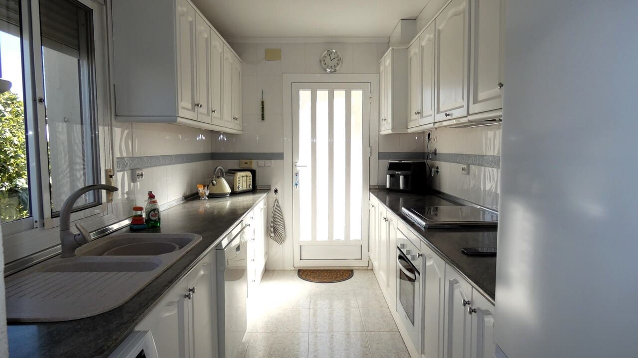 5 bedroom Villa for sale in Mazarron with pool - € 329,995 (Ref: 8742304)