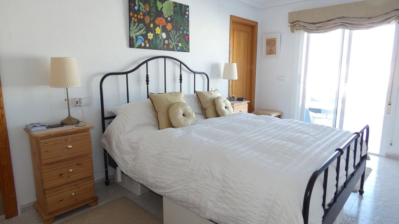 5 bedroom Villa for sale in Mazarron with pool - € 329,995 (Ref: 8742304)