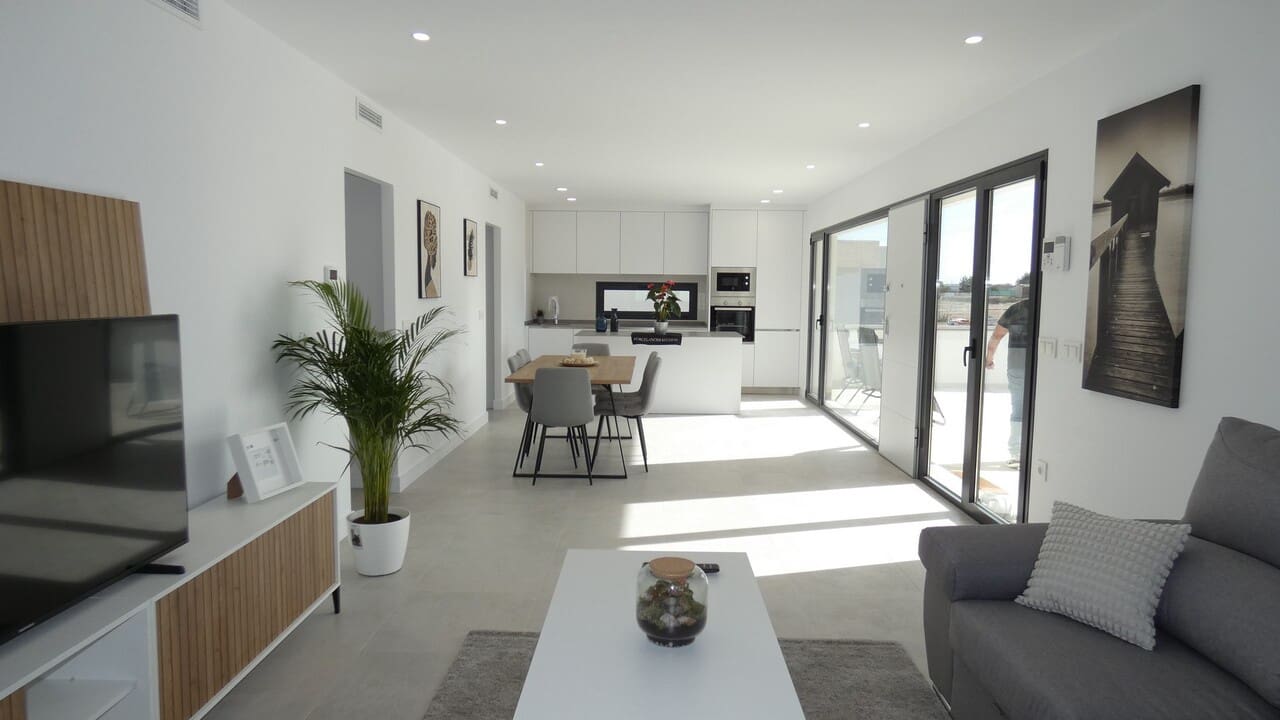 3 makuuhuone Huvila myytävänä paikassa La Pinilla mukana uima-altaan - 379 845 € (Ref: 8758816)