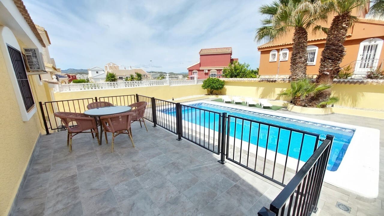 3 soveværelse Villa til salg i Camposol med swimmingpool - € 292.500 (Ref: 8938316)