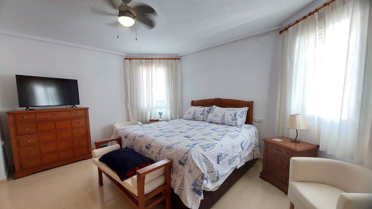 3 soveværelse Villa til salg i Camposol med swimmingpool - € 265.000 (Ref: 9101271)