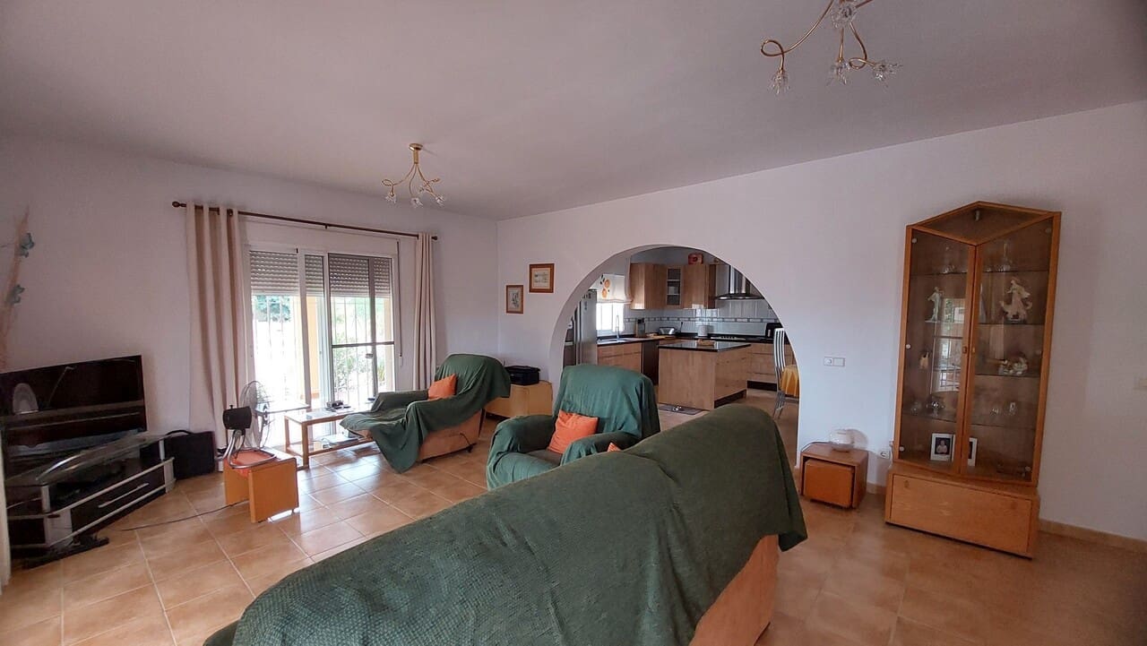 4 chambre Villa/Maison à vendre à La Majada avec garage - 299 995 € (Ref: 9110817)