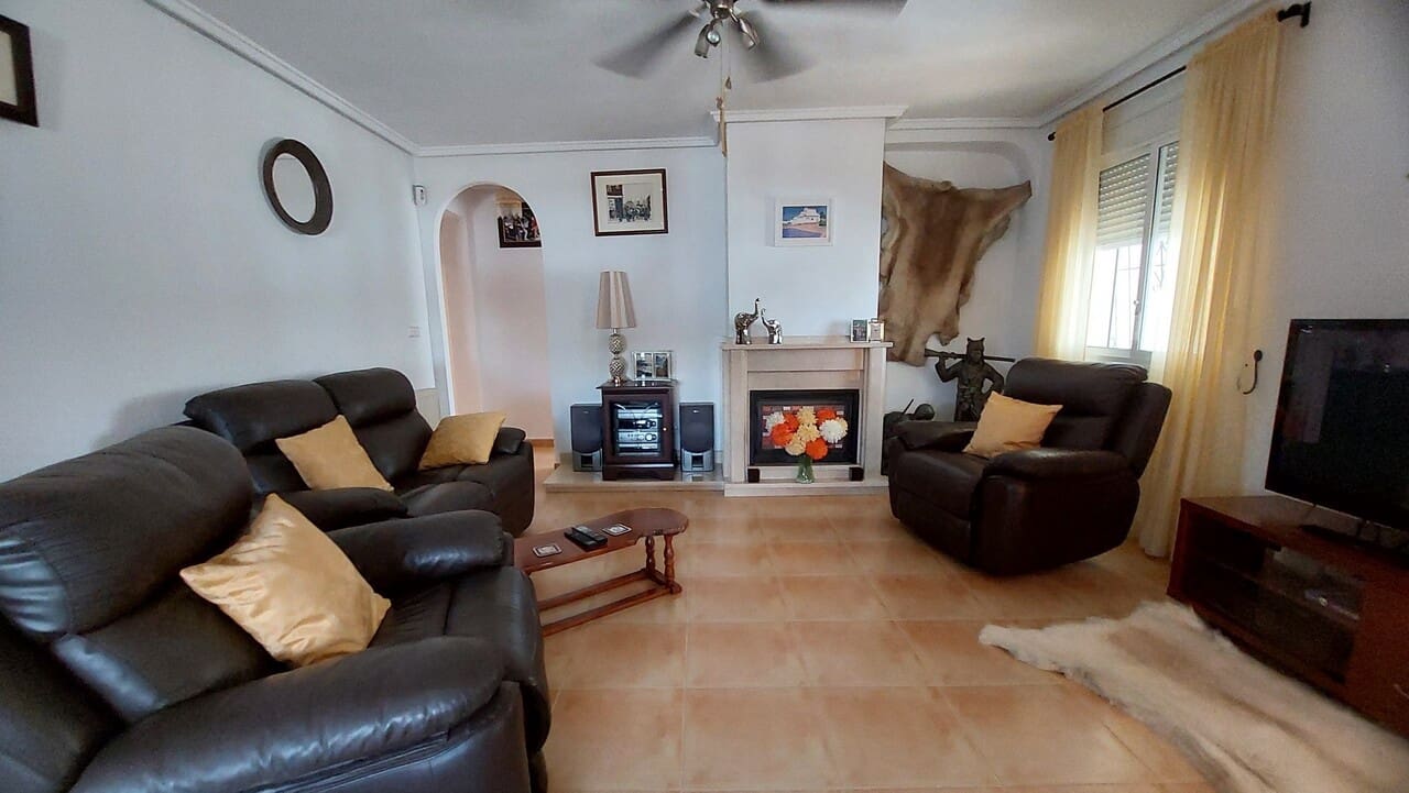 3 bedroom Villa for sale in Mazarron with pool garage - € 322,900 (Ref: 9207611)