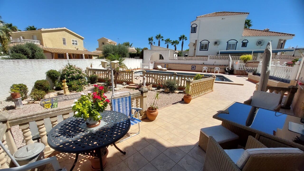 3 bedroom Villa for sale in Mazarron with pool garage - € 322,900 (Ref: 9207611)
