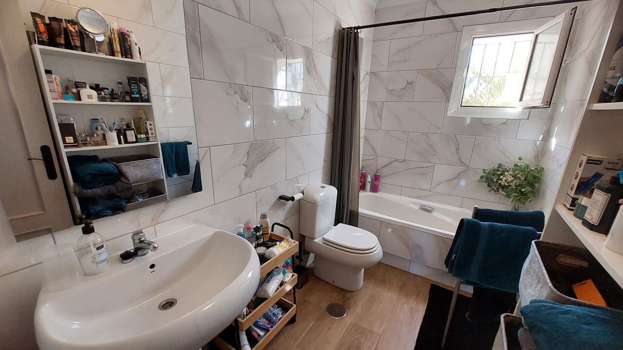 3 soveværelse Villa til salg i Camposol med swimmingpool - € 209.000 (Ref: 9370371)