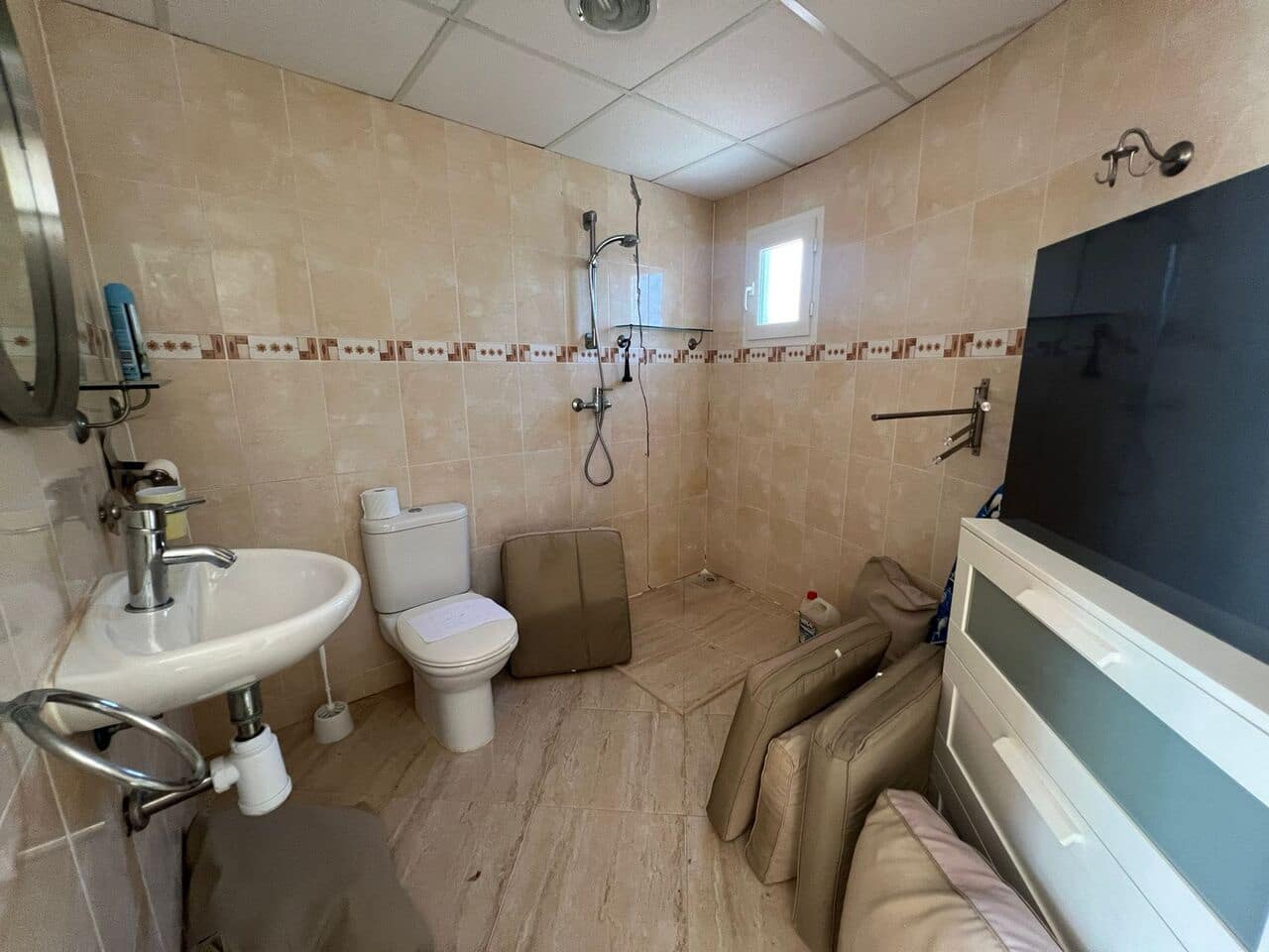 3 bedroom Villa for sale in Mazarron with pool garage - € 160,000 (Ref: 9447234)