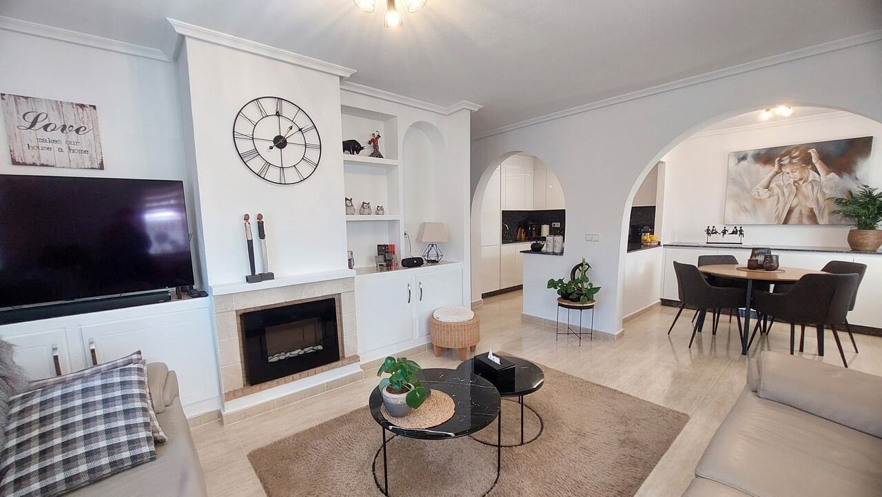 2 chambre Villa/Maison à vendre à Camposol avec piscine - 265 000 € (Ref: 9493875)