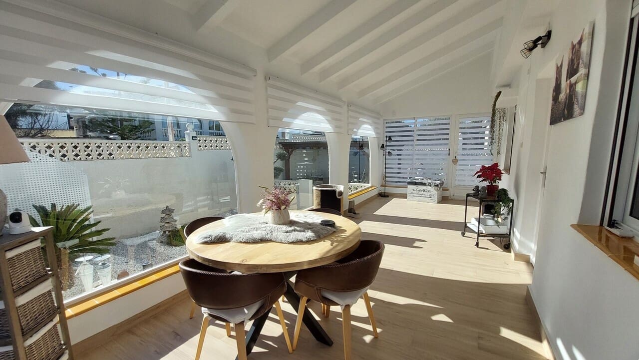 2 chambre Villa/Maison à vendre à Camposol avec piscine - 265 000 € (Ref: 9493875)