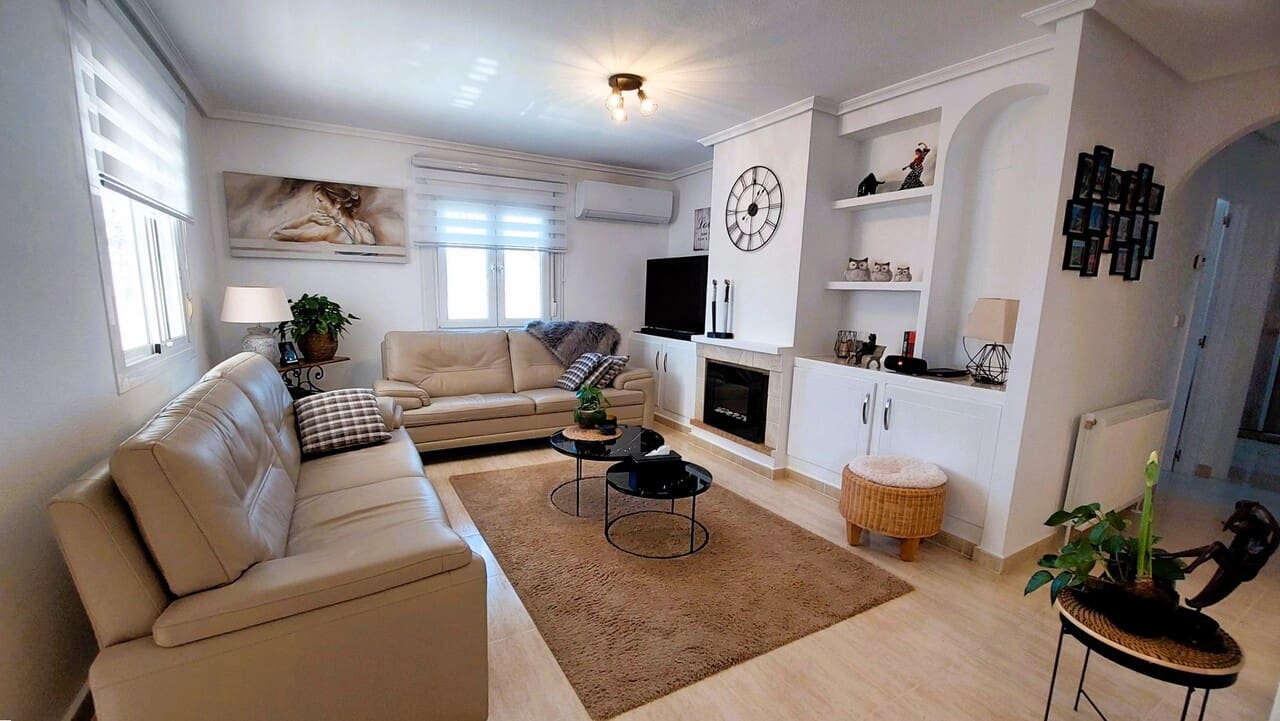 2 chambre Villa/Maison à vendre à Camposol avec piscine - 265 000 € (Ref: 9493875)