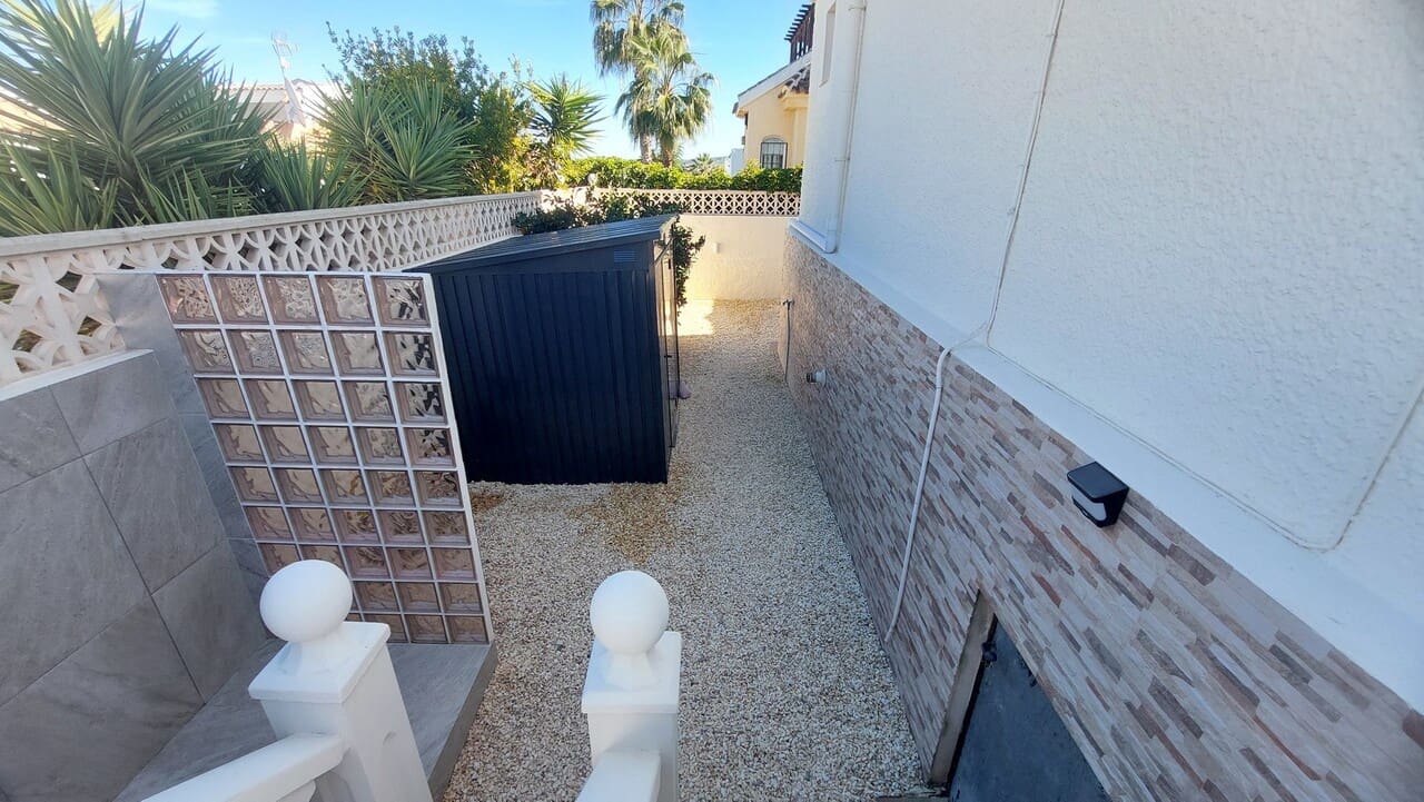 2 chambre Villa/Maison à vendre à Camposol avec piscine - 265 000 € (Ref: 9493875)