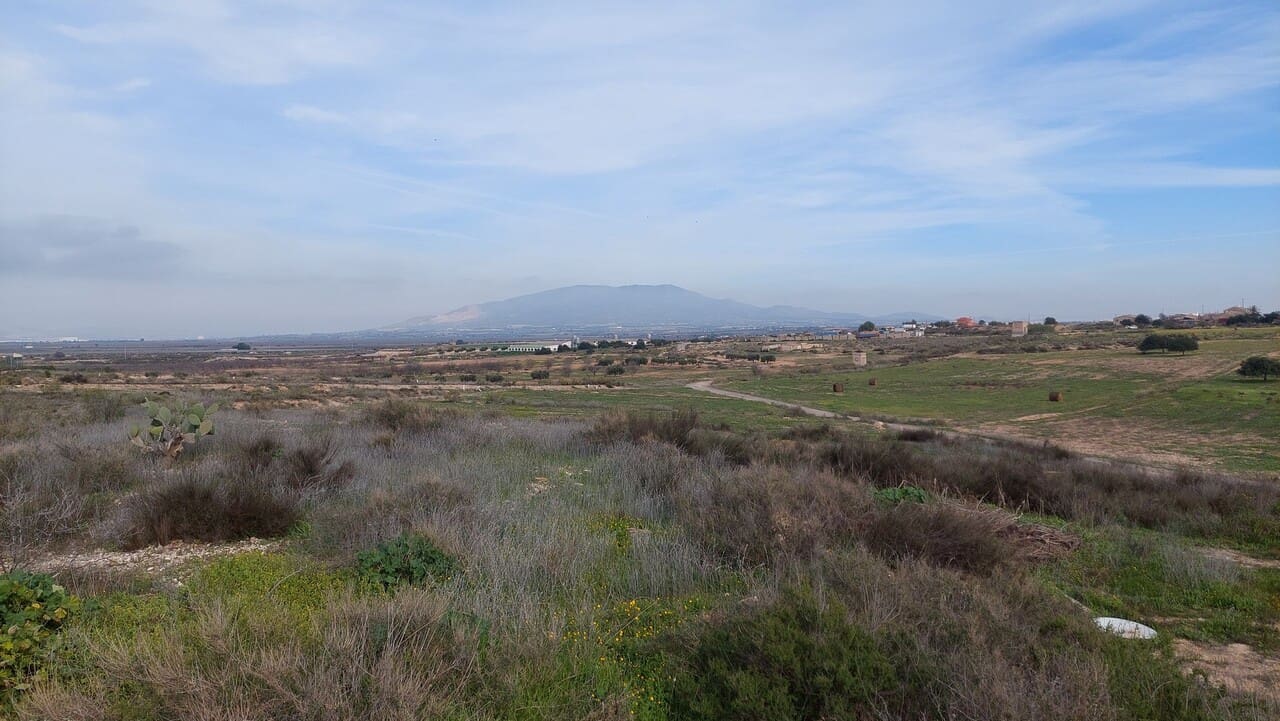 4 bedroom Villa for sale in El Pareton - € 185,000 (Ref: 9510344)