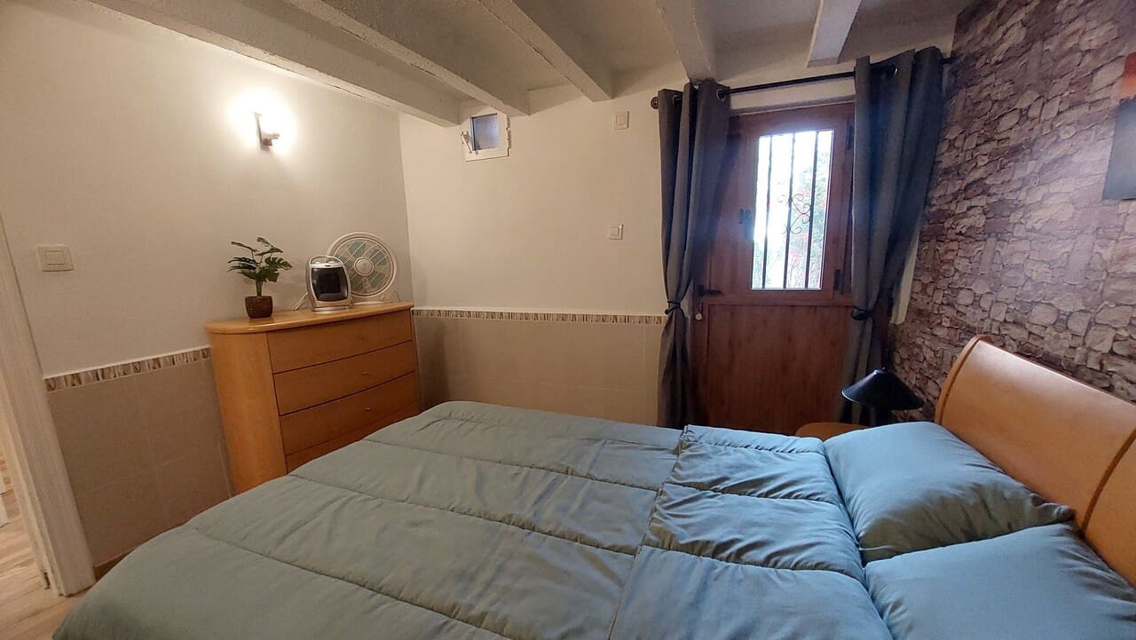 4 bedroom Villa for sale in El Pareton - € 185,000 (Ref: 9510344)